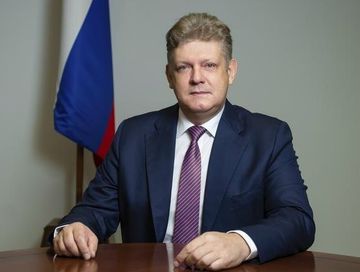 Поздравление полномочного представителя Президента Российской Федерации в Сибирском федеральном округе с Днём знаний