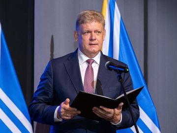 Полпред поздравил избранного Главу Республики Тыва со вступлением в должность