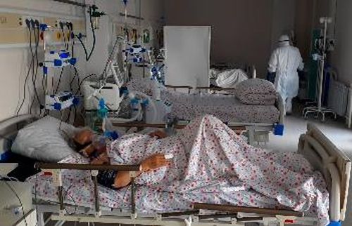В Туве увеличили число госпитализаций для скорейшего лечения пациентов от COVID-19