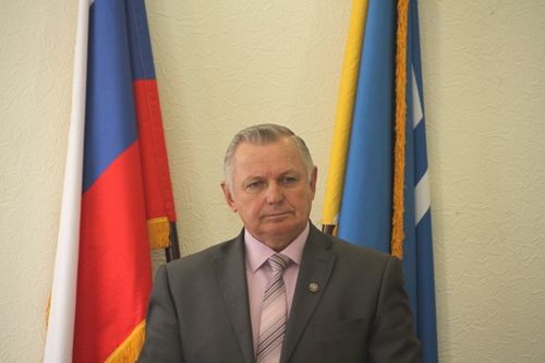 Голосование по Конституции отложено, но состоится непременно