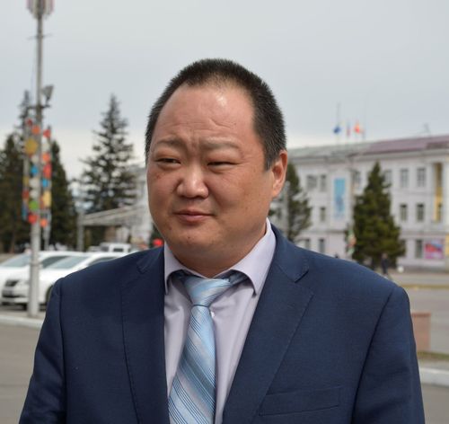 Анатолий Югай: "Население не в полной мере понимает опасность новых мутировавших штаммов коронавируса"