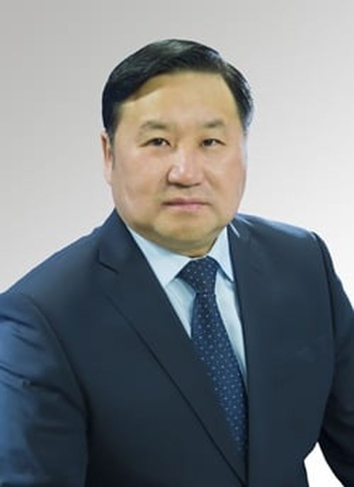 Врио Главы Тувы Владислав Ховалыг поздравляет жителей республики с Днем весны и труда