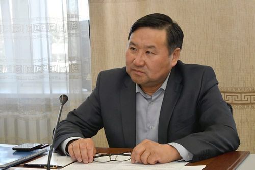 Владислав Ховалыг: "Тува маленькая, мы все друг друга знаем и можем выбрать подходящего кандидата самостоятельно и свободно"
