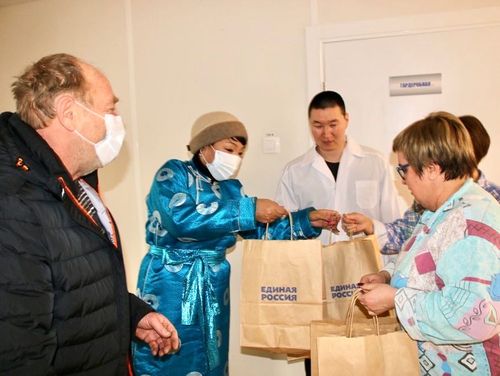 В Туве продолжается масштабная акция «Лепи Добро»