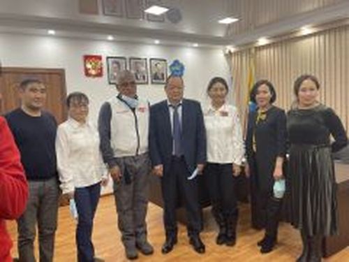 Пять тувинских ребятишек получили приглашение на лечение в Монголии