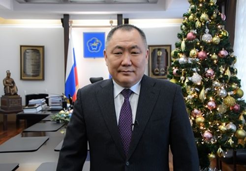 Глава Тувы поздравил земляков с наступающим 2021 годом!