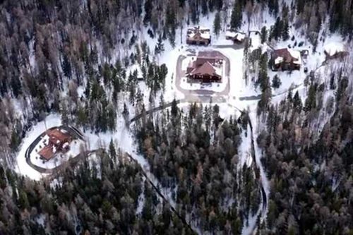 В правительстве опровергли слухи об элитной недвижимости, якобы принадлежащей Главе Тувы