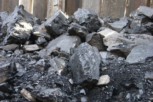 Жители республики могут приобрести уголь на 11 муниципальных топливных складах