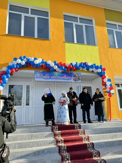 В декабре 2025 года в Туве после завершения капитального ремонта одна за другой открылись три общеобразовательные школы
