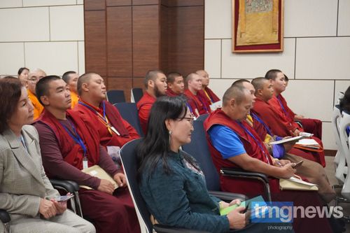 В монастыре Тубтен Шедруб Линг торжественно открыли курсы повышения квалификации для буддийского духовенства Тувы