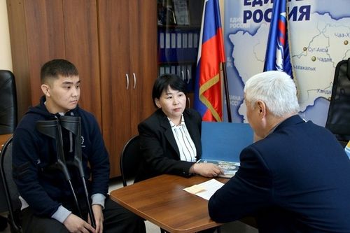 Кан-оол ДАВАА: «Увековечить память и помочь детям»