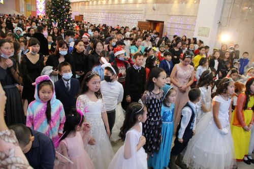 Новогодняя сказка для маленьких героев