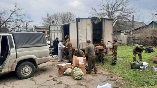 Бойцам из Тувы в зону СВО доставили очередную партию гуманитарной помощи