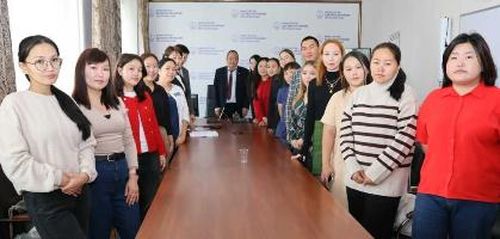 Молодых специалистов приглашают пройти конкурс на стажировку в госорганах Тувы