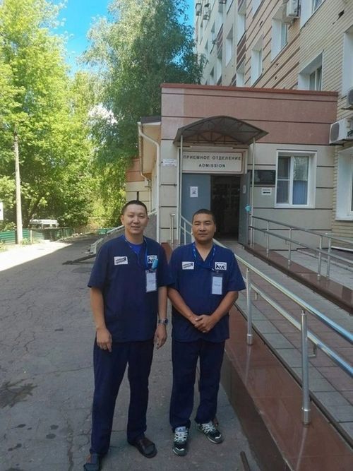 Артыш Монгуш и Артыш Ондар, медработники из Тувы, успешно завершили волонтерский проект в Донецке