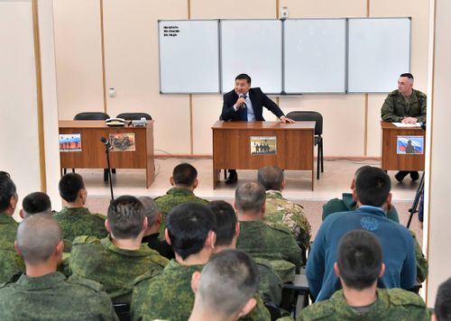 Глава Тувы поручил кабмину оказать содействие в решении вопросов мобилизованных граждан республики