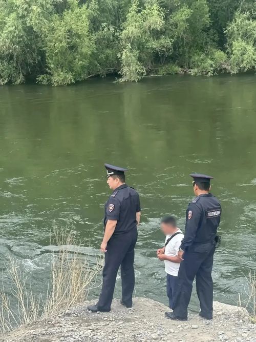 В Кызыле продолжаются поиски двух пропавших девочек