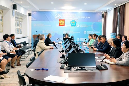 В Туву прибыла делегация Роструда