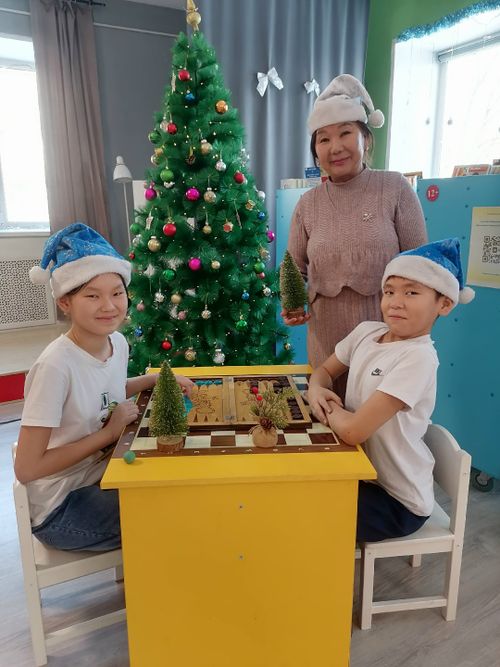 Новогодний досуг в библиотеке