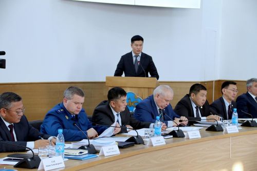В Туве  Тувы прошли публичные слушания по проекту закона о республиканском бюджете на 2024 год и плановый период 2025 и 2026 годов