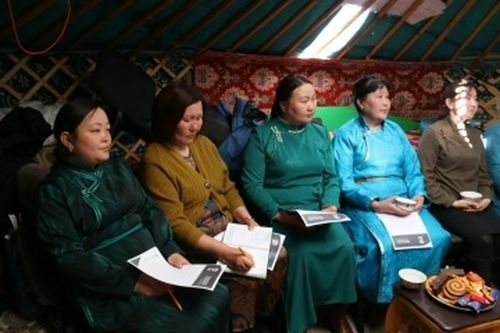 Депутаты провели встречу с жителями Монгун-Тайгинского района
