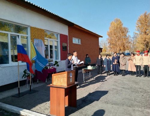 Он сражался за нас и Отечество