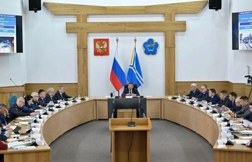 Более 500 охотников в составе 89 бригад дежурят в Туве из-за активности медведей