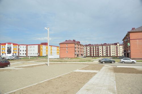 Строительство объектов, особенно социального назначения и жилья, находится под постоянным контролем Главы Тувы Владислава Ховалыга