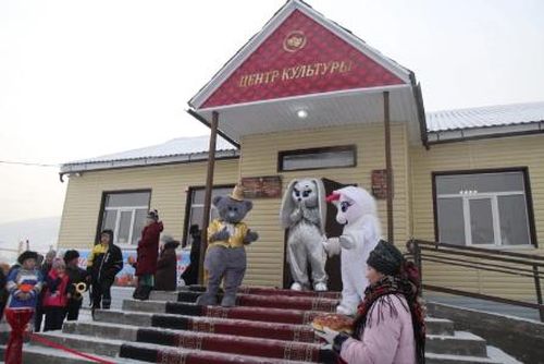 В селах Сесерлиг и Усть-Элегест торжественно открылись  дома культуры