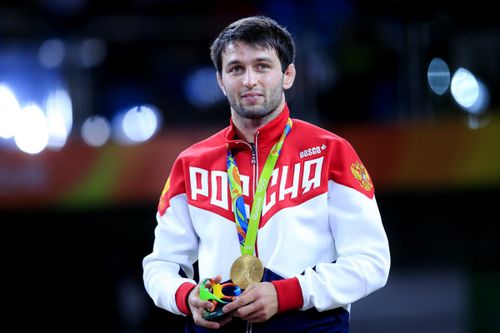 В Туву на открытие Кубка ЦСКА приехал олимпийский чемпион по вольной борьбе Сослан Рамонов