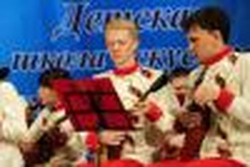 Подарки, награды и привет из Москвы
