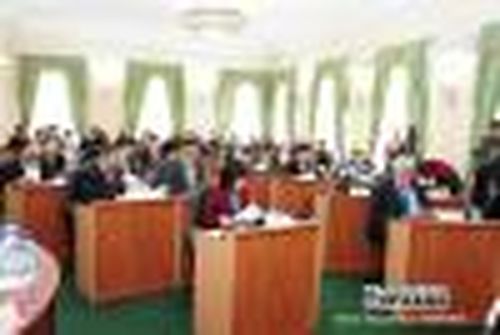 Депутаты ушли на каникулы