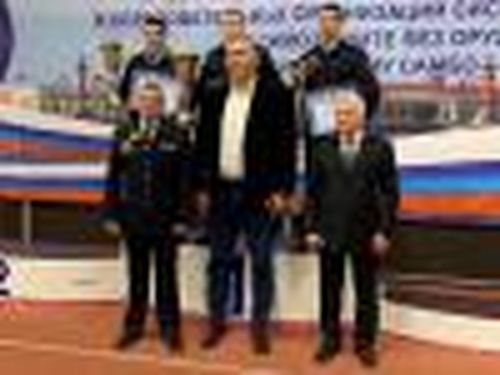 В тройке сильнейших