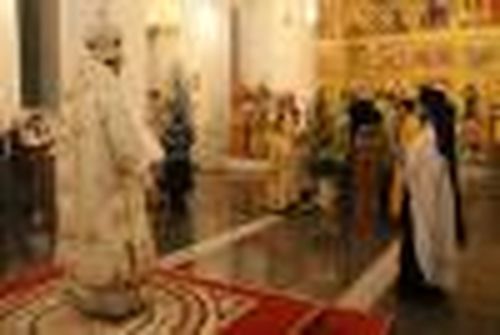 С верой в чудо и в добрые дела