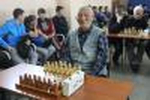 Победителя наградили бараном