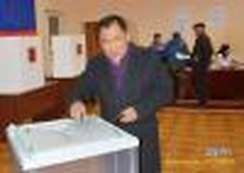 Глава Тувы выбирал вменяемую власть